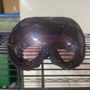 Snowboarding/ski goggles